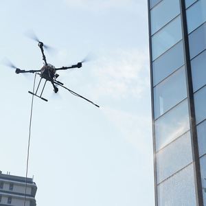 JIUSI D15R Nuevo Diseño de Dron Comercial para Limpieza de Fachadas de Edificios, Ventanas, Paneles Solares y Techos de Casas a Gran Altura - Product Image 1