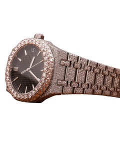 Montre de luxe personnalisée pour homme, entièrement automatique, en acier inoxydable, avec chiffres, sertie de diamants Moissanite. - Product Image 5