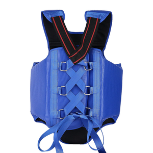 Protector de Pecho Profesional para Entrenamiento, Diseño Ligero y Ajuste Seguro y Ajustable, Protector de Pecho Duradero para Uso Diario - Product Image 2