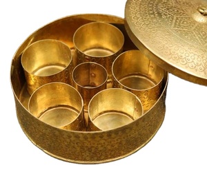 กล่องทองเหลืองทำมือดีไซน์สวยกล่องเครื่องเทศดีไซน์สวยทำจากโลหะทองเหลืองสัมผัสทอง - Product Image 1