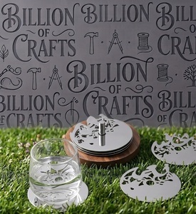 Ensemble de sous-verres en acier inoxydable avec support en bois de noyer, design floral découpé au laser, sous-verres ronds - Product Image 3