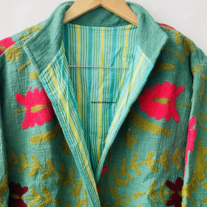 Chaqueta de algodón Suzani hecha a mano en India, chaqueta corta bordada a mano, abrigo unisex, chaqueta corta Suzani hecha a mano - Product Image 3