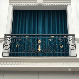 Ideas de Barandas de Balcón de Hierro Forjado Premium: Diseños Elegantes Hechos a Mano para Transformar el Exterior de su Hogar de Forma Segura - Product Image 2