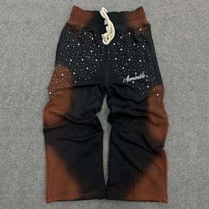 Pantalones Deportivos para Hombre en Degradado Rojo Naranja con Pedrería, Cintura Elástica con Cordón, Estilo Casual, Logotipo Abominable - Product Image 6