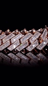 Pulsera Cubana Hip Hop Bañada en Rodio con Piedra de Moissanita de Corte Brillante Redondo y Cierres de Seguridad para Hombres, Ideal para Fiestas y Bodas - Product Image 2