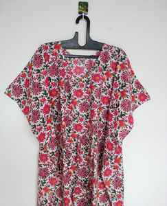 Vestido Kaftán de Algodón Orgánico con Estampado Floral Vintage, Sensación de Lujo, Estampado a Mano, Estilo Holgado, Largo hasta la Rodilla, Corte en A, Ideal para el Verano - Product Image 1