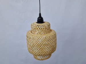 Lampe suspendue en rotin tressé artisanal, luminaire suspendu en rotin naturel pour la maison, le restaurant, le café, l'hôtel et la décoration de complexe hôtelier - Product Image 4