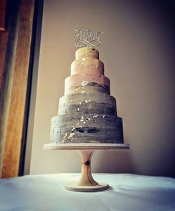Classic Style <b>Cake</b> <b>Stand</b> Wooden Dessert Display Plate for Pastries Cupcakes and Home Party Decoration Wedding Use - Product Image 4