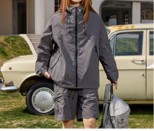 Ensemble décontracté deux pièces en polyester pour femme – Tendance, léger, respirant et confortable pour l'été – Tenue quotidienne à capuche - Product Image 1