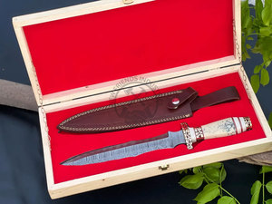 Nueva Edición de Cuchillo de Supervivencia Artesanal, Cuchillos Damasco Dogger con Mango de Resina, el Mejor Cuchillo de Caza Coleccionable, Cuchillo de Hoja Fija - Product Image 2