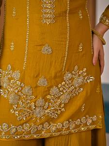 TENNECY Salwar Kameez para Mujer de Material Pesado NC Vichitra con Detalles Hechos a Mano, Reversible, Antiarrugas, de Secado Rápido y Corte Regular - Product Image 3