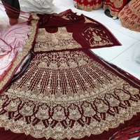 Vente chaude Nuptiale Net Frock Ensembles Festivals De Mariage Super En Gros Lehenga Choli Costumes ADDA KORA DABKA Travail ADDA KORA DABKA