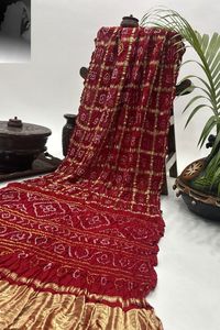 Sari de Seda Gaji de Lujo, Ghatchola, Teñido a Mano, Bandhani, Sari Étnico para Boda - Product Image 2