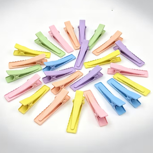 Pinces à cheveux professionnelles en métal couleur pastel antidérapantes pour salon, ensemble de barrettes de séparation type bec de canard, outils de coiffure pour coiffeur - Product Image 1