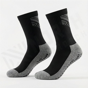 Black Crew <b>Socks</b> Solid Color Breathable Knitted Spandex Polyester Adult Casual Daily Wear Summer Standard <b>Thickness</b> - Product Image 3