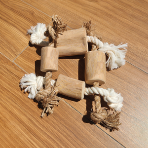 Barra de Madera de Café Premium para Perros con Cuerda de Fibra Natural para Masticadores Agresivos, Fábrica en Vietnam ANGLE - Product Image 3