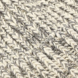 Bonnets d'hiver personnalisés avec broderie de logo, bonnets à visière en gros sous marque privée, chapeaux tricotés OEM ODM, couvre-chefs personnalisés en gros - Product Image 3