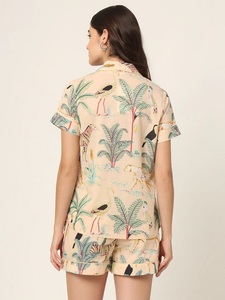 Ensemble de vêtements de nuit légers imprimés pour femmes, pyjama respirant, tenue de nuit pour les nuits d'été, à porter à la maison et au quotidien - Product Image 4