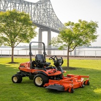 Kubota F2690 Motorlu Binilebilir Çim Biçme Makinesi, Profesyonel Biçim İçin Hassasiyet ve Güç Sunuyor