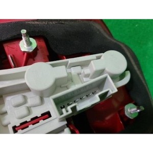 ไฟท้ายขวามือสอง ซีรีส์ 3 รุ่น 693745804 - Product Image 6