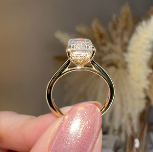 แหวนเพชรทองคำขาว 14k เพชรเพาะเลี้ยงในห้องปฏิบัติการ รับรองโดย IGI ทรงเหลี่ยมมรกต เครื่องประดับหรูหรา ประกายระยิบระยับเหนือกาลเวลา สวยงามวิจิตร - Product Image 4