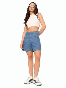 Shorts de mezclilla vintage para mujer con dobladillo deshilachado, cintura media, 100% algodón, ecológicos, casuales, de verano, lavado medio, color liso, con cinturón, Abdul Royal - Product Image 3