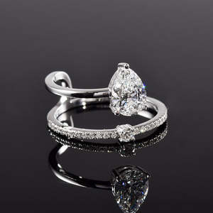 Anillo de Compromiso de Plata de Ley 925 con Circonita Cúbica en Forma de Pera de 1.50 CT, Anillo de Boda con Incrustaciones de Diamantes, Regalo para Mujer - Product Image 5