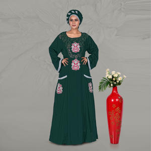 Caftán de Rayón Bordado con Detalles Intrincados en el Pecho, Motivos Decorativos en la Parte Delantera, Mangas Acampanadas, Bolsillos Laterales, Vestido para Eid, Ramadán o Uso Diario - Product Image 2