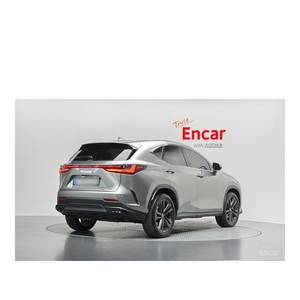 Lexus NX Premium 2024 con Volante a la Izquierda, Asientos de Cuero, Cámara Trasera, 11,763 km - Product Image 2