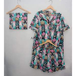 Conjunto de Pijama de Verano 100% Algodón Puro, Elegante y Clásico, con Estampado a Mano, Pantalones Cortos Tipo Canguro con Bolsillos, Suave y Transpirable - Product Image 4