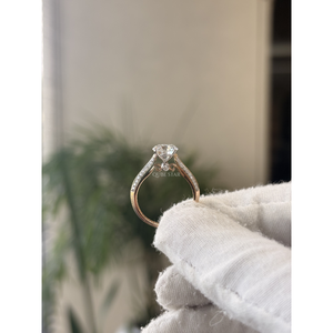 Bague élégante en or massif avec micro-pavé de diamants de laboratoire taille ronde, 1,81 carat VVS VS EF, bijoux de mariée pour femme - Product Image 3