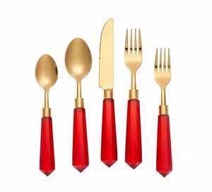 Ensemble de couverts Glam Red Handle Gold, cuillère, couteau, fourchette, compatibles lave-vaisselle, pour la cuisine et l'hôtellerie - Product Image 1