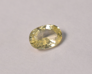 Zafiro amarillo natural ovalado de 1.45 quilates, 7.7X5.3X3.7 mm, zafiro amarillo suelto para la fabricación de joyas - Product Image 2