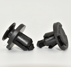 Rivets d'expansion à trou de 8 mm, rivets de retenue à pousser pour pare-chocs, pour <span class=keywords><strong>Nissan</strong></span> 0155309611 9046708185 Tesla 1006521-00-A 100652100A - Product Image 3