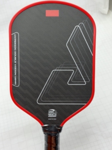 OEM Pickleball en fibre de carbone Kevlar, noyau en nid d'abeille PP 16mm, surface en aramide, double vision, portable, pour entraînement et divertissement, design tendance - Product Image 5