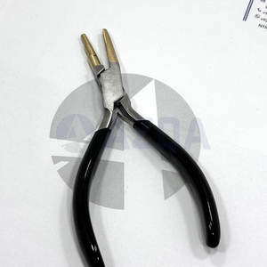 Pince à piercing de nez en acier inoxydable de haute qualité avec embout en laiton, 5,5 pouces, outil de précision pour studio de piercing corporel - Product Image 6