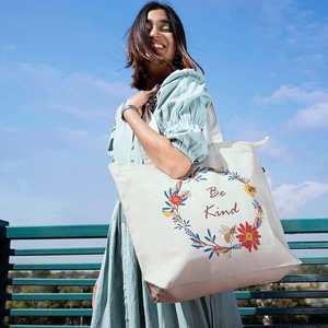 Bolsa de Mano de Lona Reciclada para Mujer, Ecológica, Multifuncional, con Diseño Elegante para Compras, Playa y Uso Casual - Product Image 3