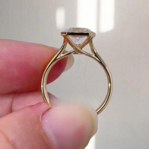 Anillo de Compromiso con Diamante Cultivado en Laboratorio, Corte Radiante, Certificado por IGI, en Oro de 14K, Joyería Nupcial de Lujo para Mujer - Product Image 2