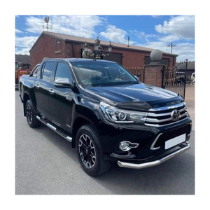 Camioneta Toyota Hilux para transporte de carga y construcción, construcción robusta y rendimiento del motor confiable - Product Image 2