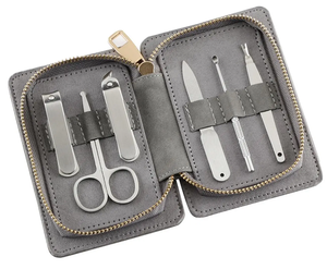 Nuevo Kit de Manicura de 6 Piezas de Acero Inoxidable de Alta Calidad en Color Plateado con Instrumentos Fáciles de Usar - Product Image 5