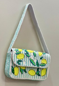 กระเป๋าทรงสี่เหลี่ยมผ้าฝ้ายปักลายมะนาวและใบไม้ทำมือ - Product Image 4