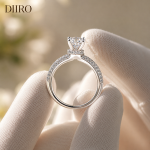Anillo de Boda de Plata de Ley 925 con Halo Oculto, Anillo de Compromiso Hecho a Mano con Diamante de Corte Redondo, Joyería de Banda de Tres Hileras de Moissanita - Product Image 6