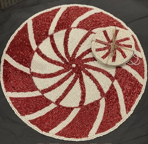 Sets de table perlés avec dessous de verre, motif canne à sucre de Noël, diamètre 600 mm, rouge et blanc - Product Image 1