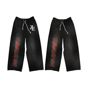 Pantalones Deportivos de Felpa de Algodón de 320 GSM con Lavado Ácido, Color Negro, Corte Holgado, con Diseño de Logotipo Personalizado con Serigrafía - Product Image 1