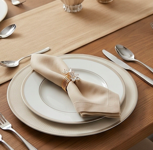 Anneaux de serviette en métal doré avec fleurs en cristal, décoration élégante pour la table, pour mariages, banquets, fêtes, 2 pièces - Product Image 4