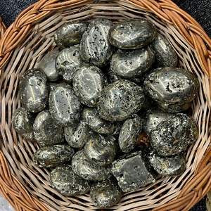 Piedra de Pirita Natural Druzy de Alta Calidad, Pulida, para Sanación con Cristales, Reiki, Feng Shui, Piedra de la Abundancia, Decoración del Hogar con Temática de Amor - Product Image 5