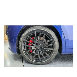 Maserati Levante 3.0 AWD Modena, modèle de novembre 2022, 27 917 km, conduite à gauche, boîte automatique, sièges en cuir, caméra de recul - Product Image 5