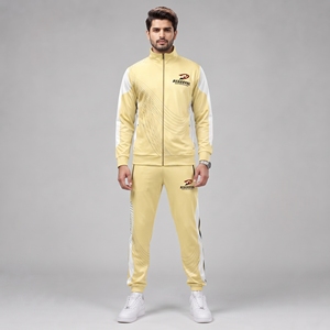 Conjunto deportivo ligero para hombre con tela elástica de ajuste cómodo, ideal para entrenamiento, fitness y viajes. - Product Image 4