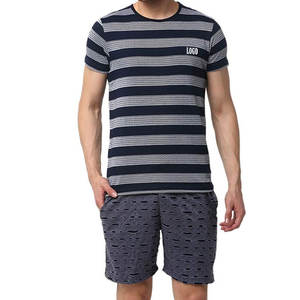 Tenue d'été tendance en tissu coton pour homme / Ensemble deux pièces streetwear homme de haute qualité à prix abordable, t-shirt et short doux - Product Image 4