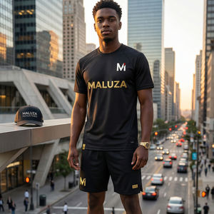 Ensemble d'uniformes de football personnalisés imprimés pour hommes, grande taille, respirant, séchage rapide, anti-bactérien, maillot et short de football, kit d'entraînement d'équipe - Product Image 1